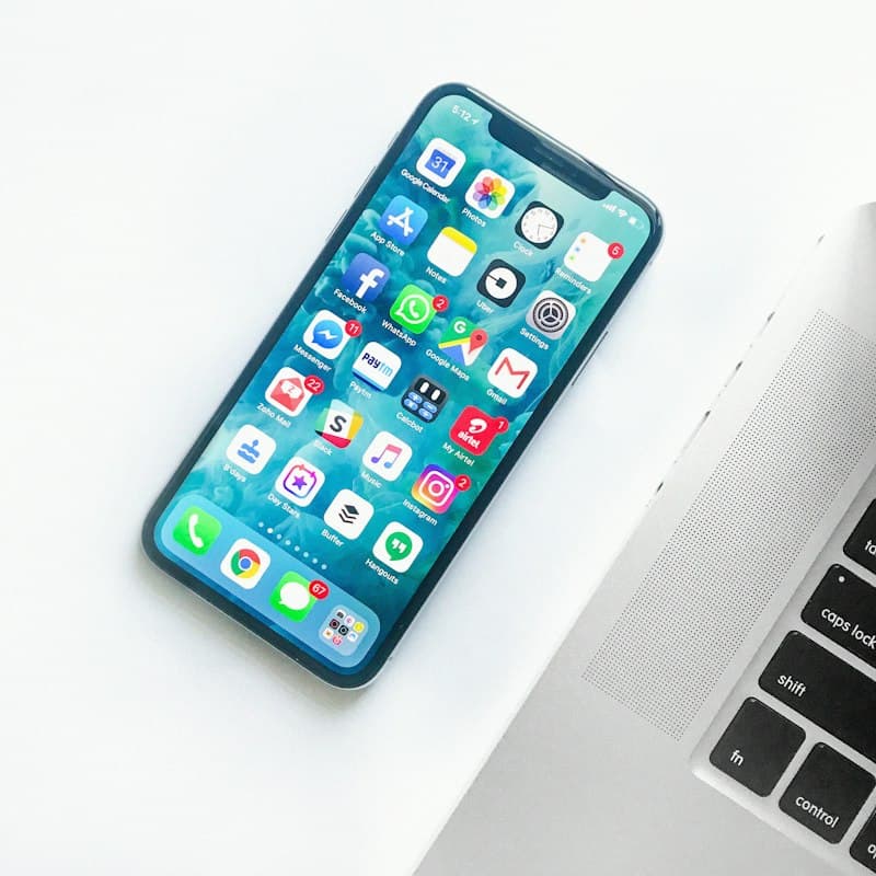 Smartfon [MODEL], 256 GB